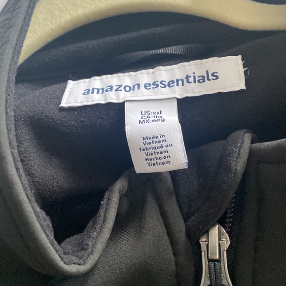 Amazon Essentials jacket - Picture 3 of 8